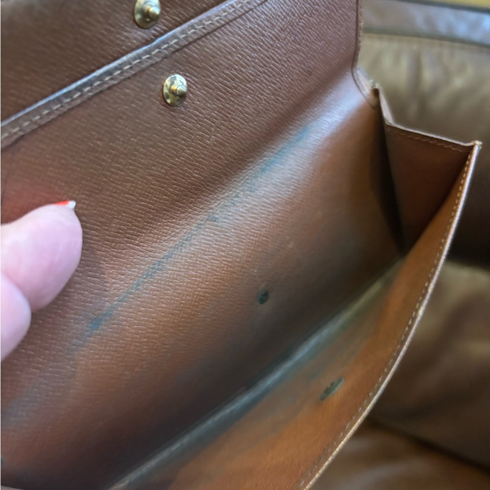 Louis Vuitton Monogram International wallet - Picture 8 of 9